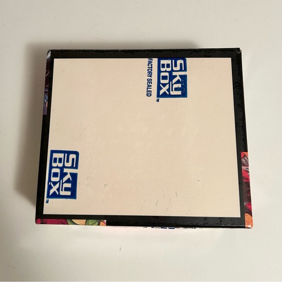 Marvel Masterpieces Trading Cards - Black and Red - Picture 6 of 6